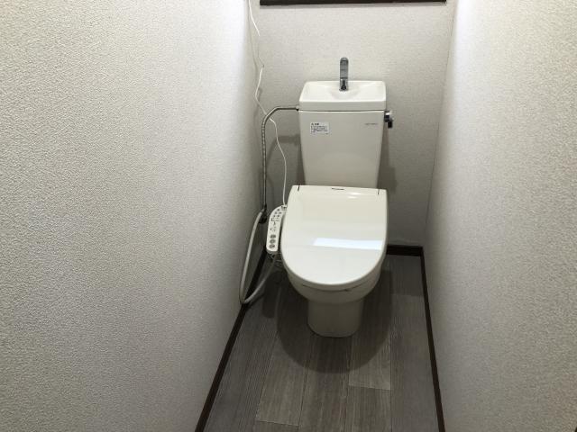 ハイファイブ貸家（宝来東町） トイレ